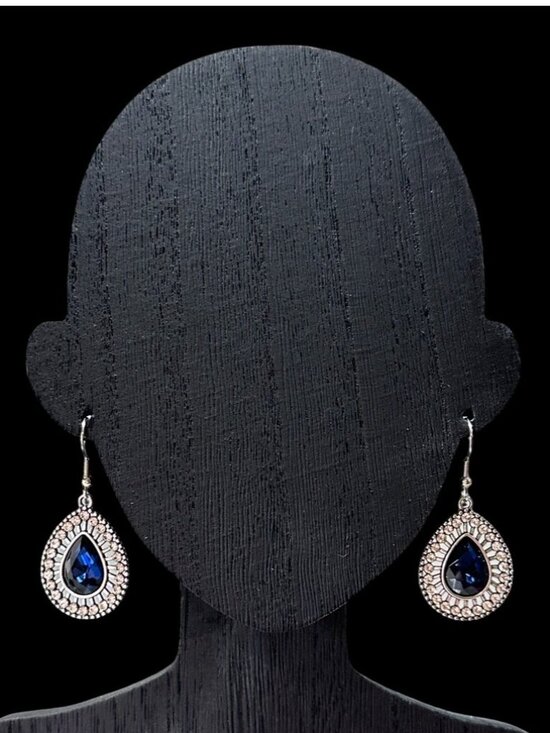 Jewelry - Teardrop Crystal Dangle Earrings With Blue Rhinestone Center Silver Tone NWOT
